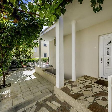 Ani In Trogir * Mittel-Dalmatien Hotel Seget Donji Exterior photo